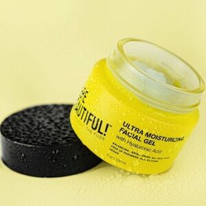 Here Beautiful Hyaluronic Ultra Moisturizing Facial Gel NEW